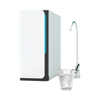 高级白色150g RO过滤迷你家用饮水机净化器与紫外线