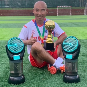 Battery Operated Portable Misting Fan with Spray Function for Camping, Travel, Hiking, and Summer Activities