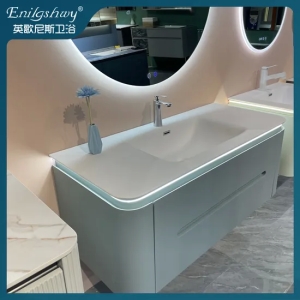 Chaozhou Factory of Solid Wood Bathroom Cabinet with LED Mirror