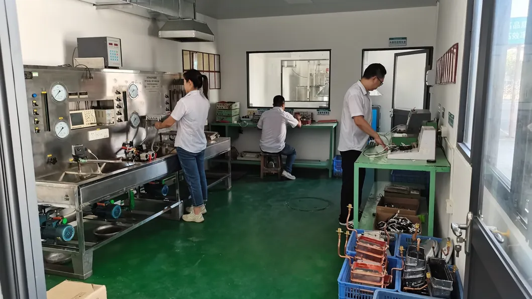 China-Made Wholesale Wall Hung Gas Water Heater Low Water Pressure Startup Feature Instantaneous on Demand