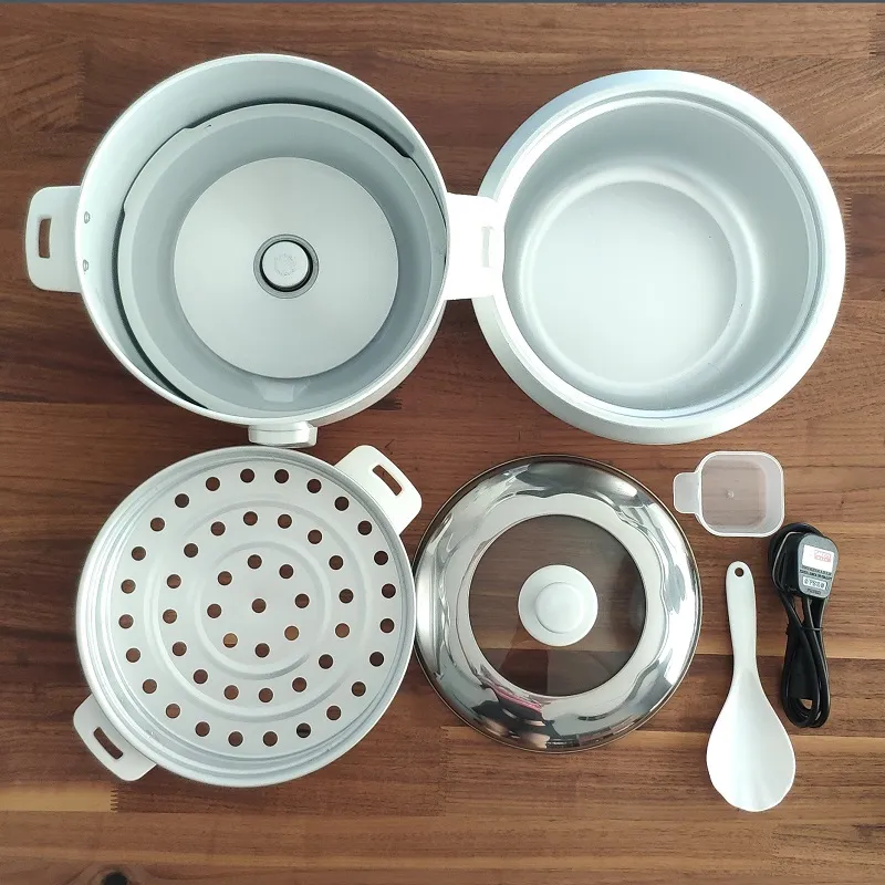 Easy-to-Use Electric Rice Cooker with Long-Lasting Warm Function