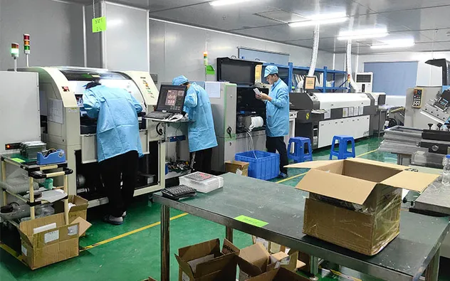 32 Inch New Solar Product Smart AC DC TV with Solar Panel and Battery 12V Rechargeable Solar Television