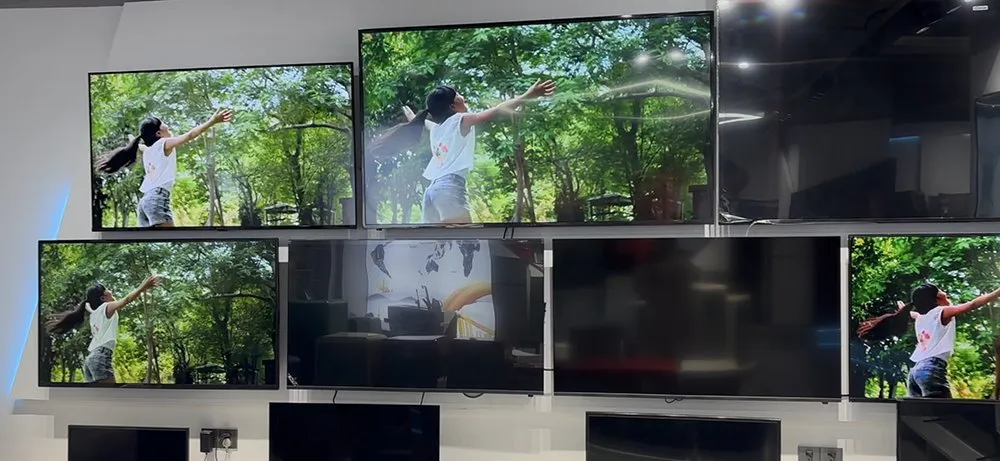 Smart TV OLED Qled 4K Television Curved Screen Factory Price 85''