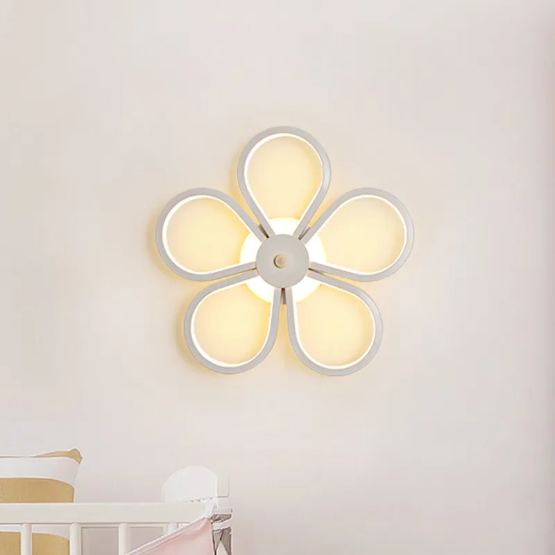 Elegant Minimalist Acrylic Metal Wall Lamps for Modern Living Spaces