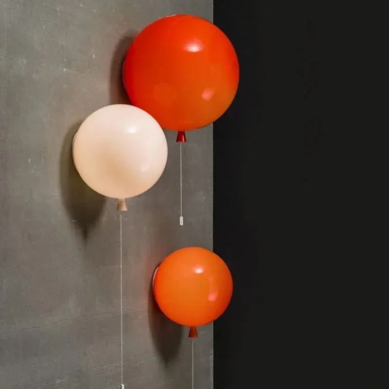 Children&#39;s Room Bedroom Colorful Balloons Acrylic Ball Wall Lamp Memory Wall Light (WH-OR-295)