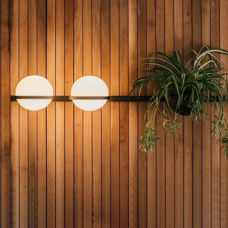 White Acrylic Ball for Hotel Parlor Bedroom Stairs Plant Wall Lamp (WH-OR-346)