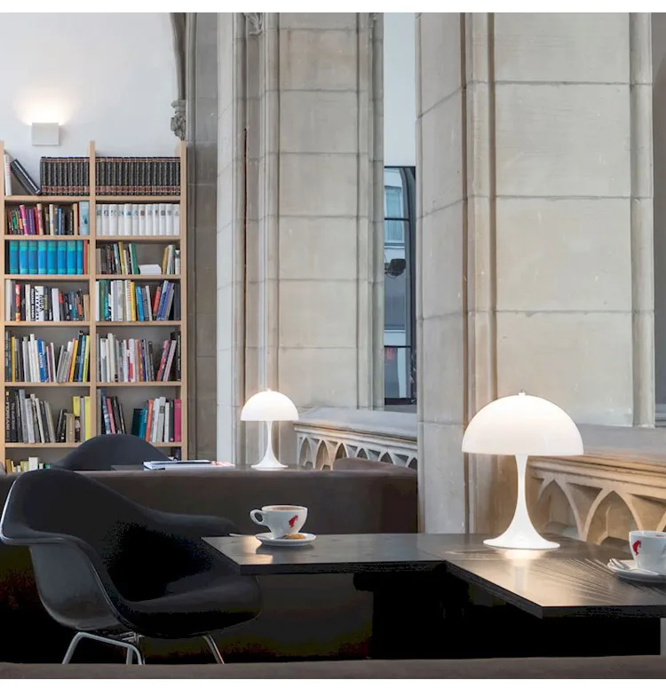 Modern Minimal Table Lamp Acrylic Lamp for Living Bedroom Study Desk Table Lamp (WH-MTB-36)