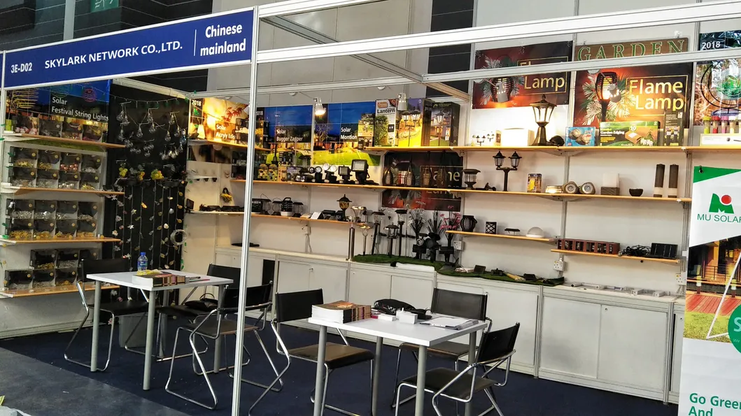 Simple Light Luxurious Golden Color Acrylic Bedside Bowknot Decoration LED Wall Lamp