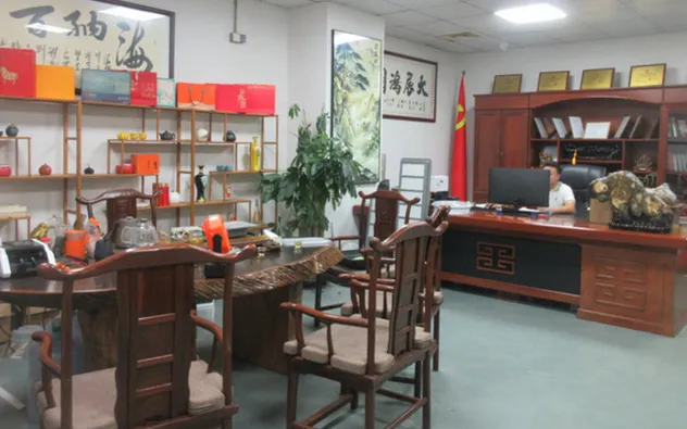 High-Brightness Solar Ceiling Light for Outdoor Patios with 5000K Daylight White &amp; IP65 Waterproof Standard