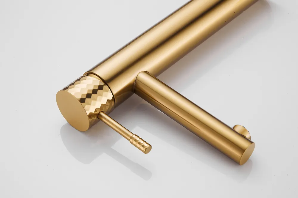 High Quality New Style Diamond Cutting Gold Brushed Bathroom Basin Faucet