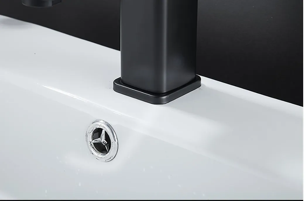 Premium Ss 304 Bathroom Basin Sink Faucet for Home Accessories