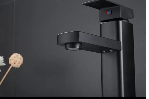 Premium Ss 304 Bathroom Basin Sink Faucet for Home Accessories