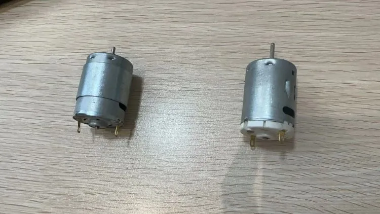 Brushed Motor PMDC Motor 12/24VDC 2800rpm Electric Motor Permanent Magnet Motor for Hair Dryer/Toy/Printer/Massager