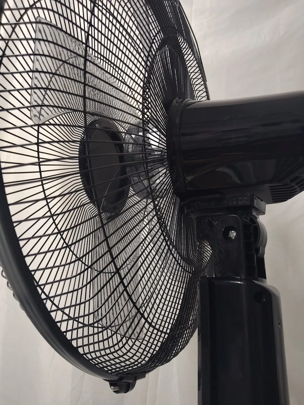 18 Inch Modern Flexible 5 as/ABS Blades Fan with High Cost Performance