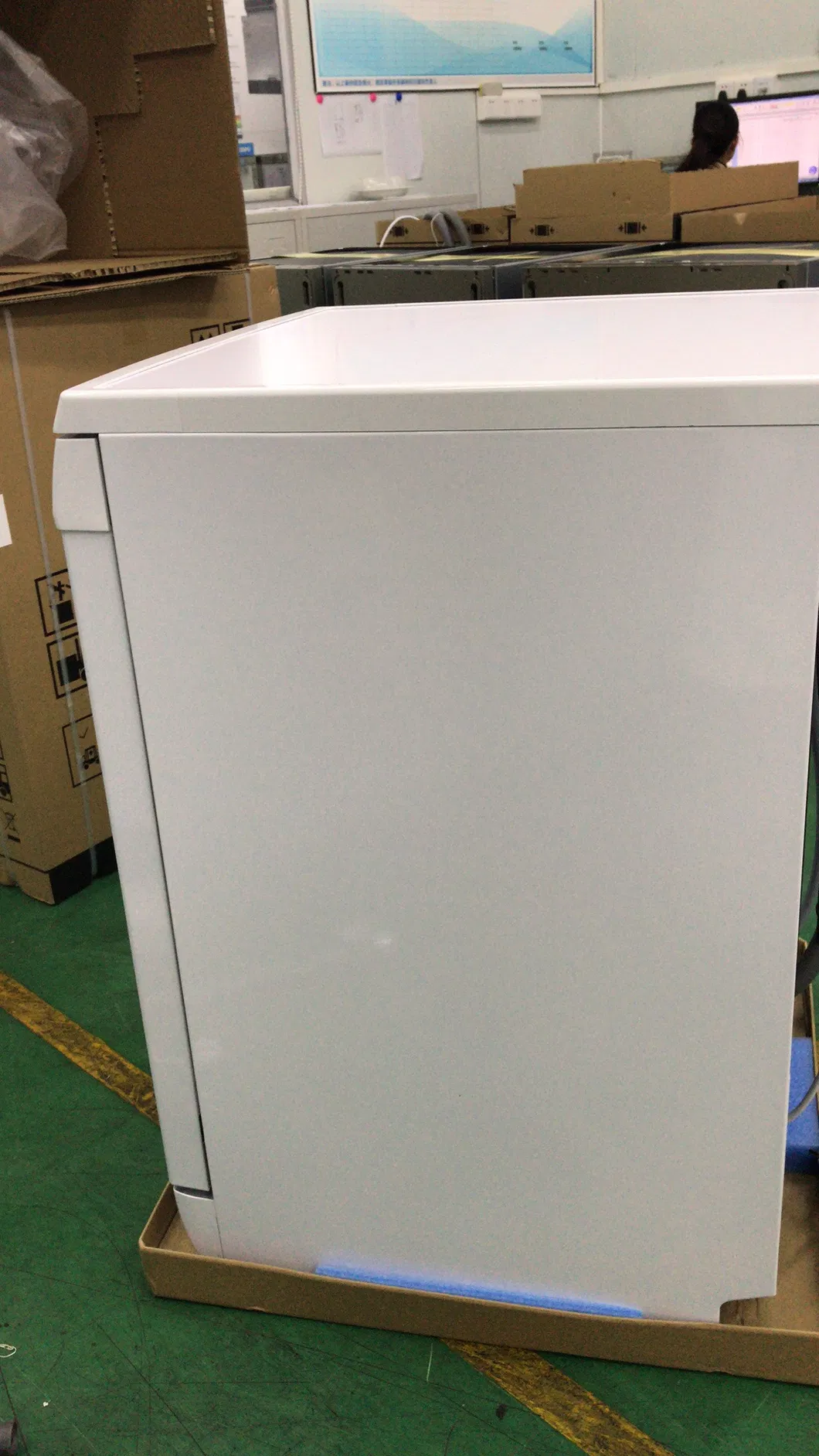 12 Settings OEM White Household Appliance Semi Built in Dishwasher