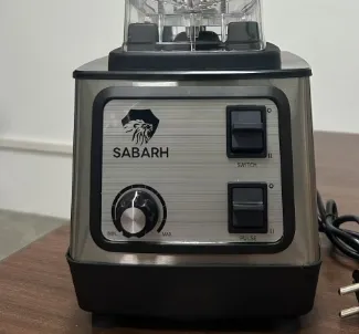 Versatile 2L Stainless Steel Blender for Smoothies and Soups