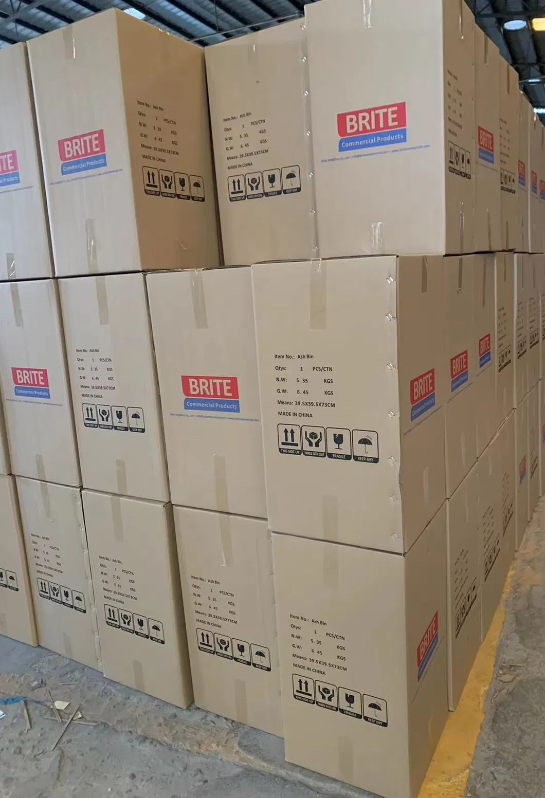 Space Saving Compact Bar Fridge with 55W Energy Saving and LED Illumination