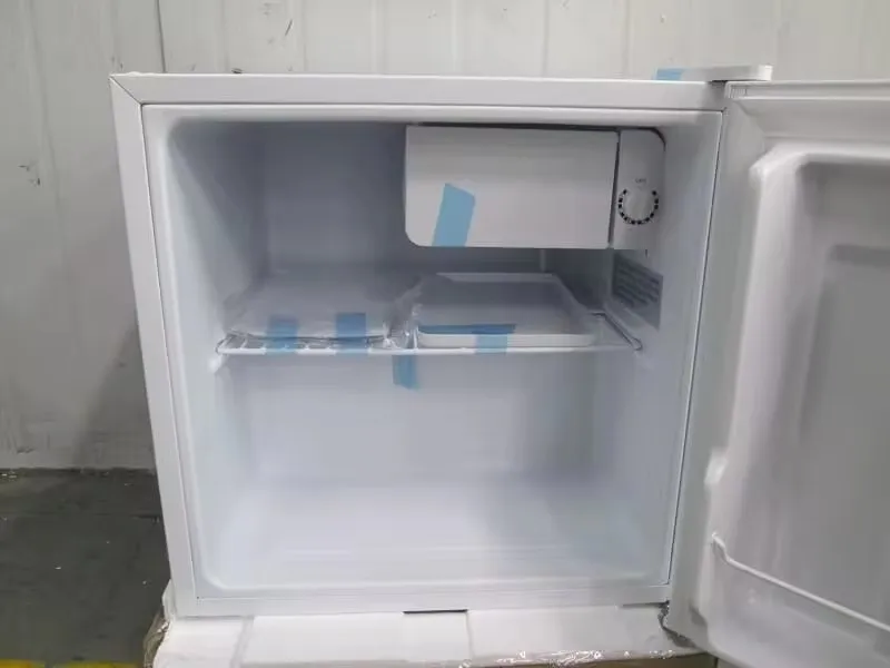 90L Retro Refrigerator Portable Mini Compact Small Fridge