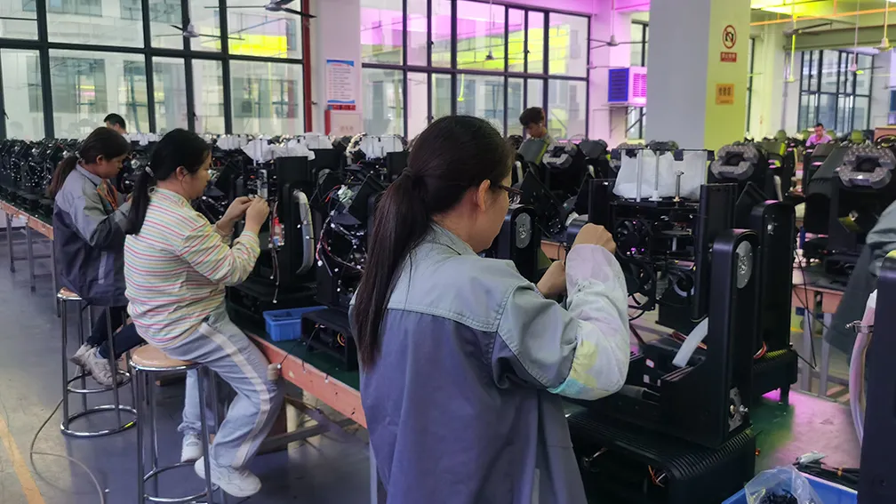 Gbr-LG200s 200W LED Projector Light Home Projector