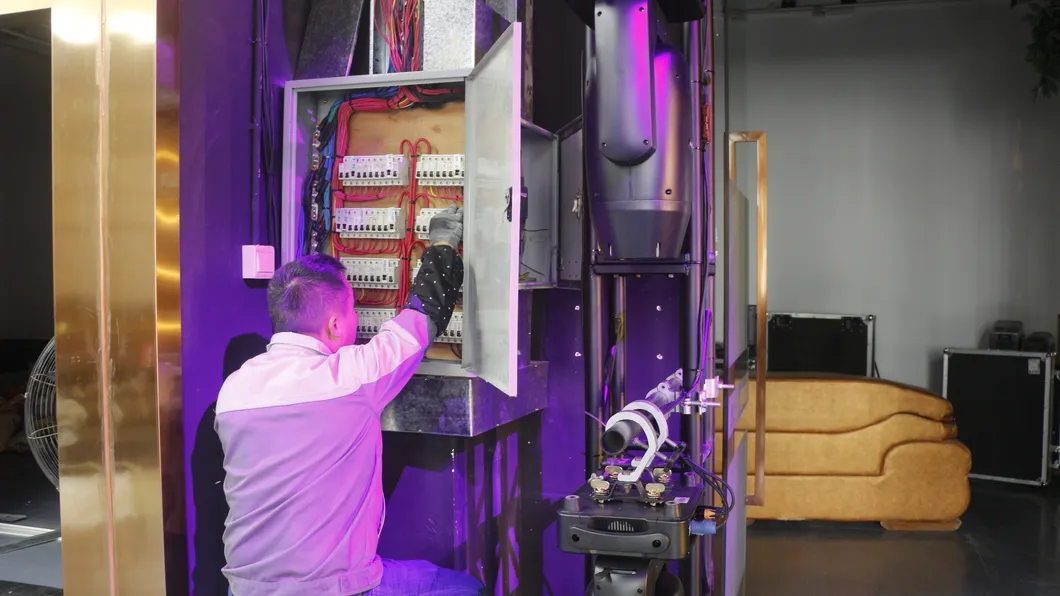 Gbr-LG200s 200W LED Projector Light Home Projector