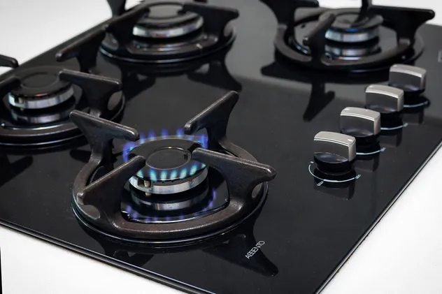 Goldk GS-238 Premium Quality Inner Tempered Glass 2 Burner Table Gas Stove