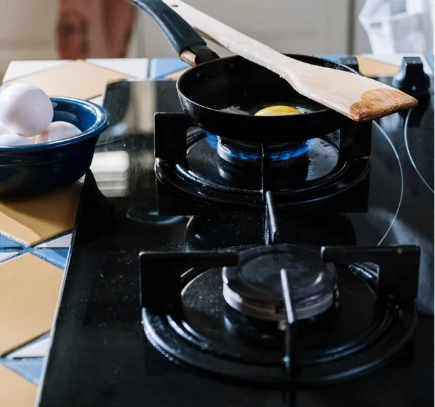 Goldk Hot Sale Style 3D Tempered Glass Top 2 Infrared Burner Gas Stove 828