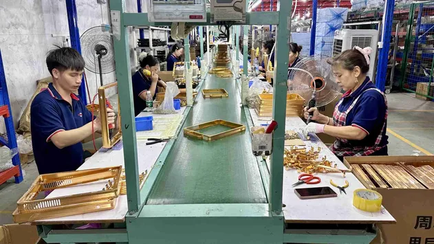 Sleek Round Cylinder Stainless Steel Island Kitchen Chimney Ventilation Range Hood